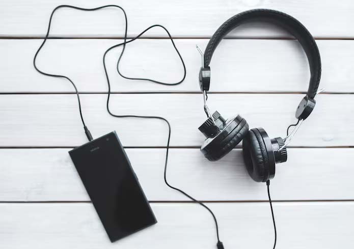 Earphones and headphones accessories